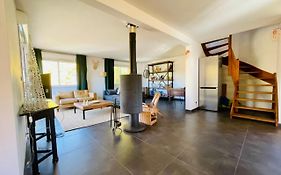 Large chalet with terrace&view in Briançon